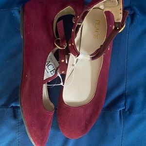 Kids Burgundy & Gold Children’s Place Mary Janes size 4